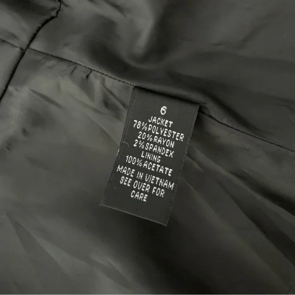 AGB Size 6 Black Blazer - Picture 10 of 12